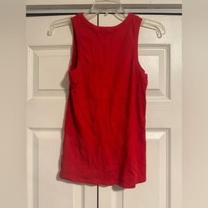 Large red women’s tank
